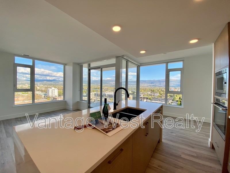 1588 Ellis St #2006 - Photo 3 of 24