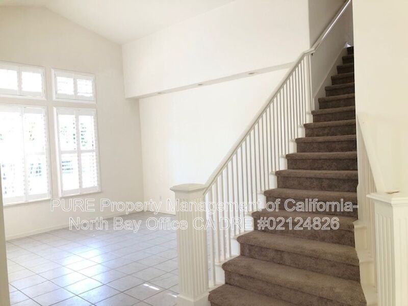 516 Hawk Drive - Photo 3 of 19