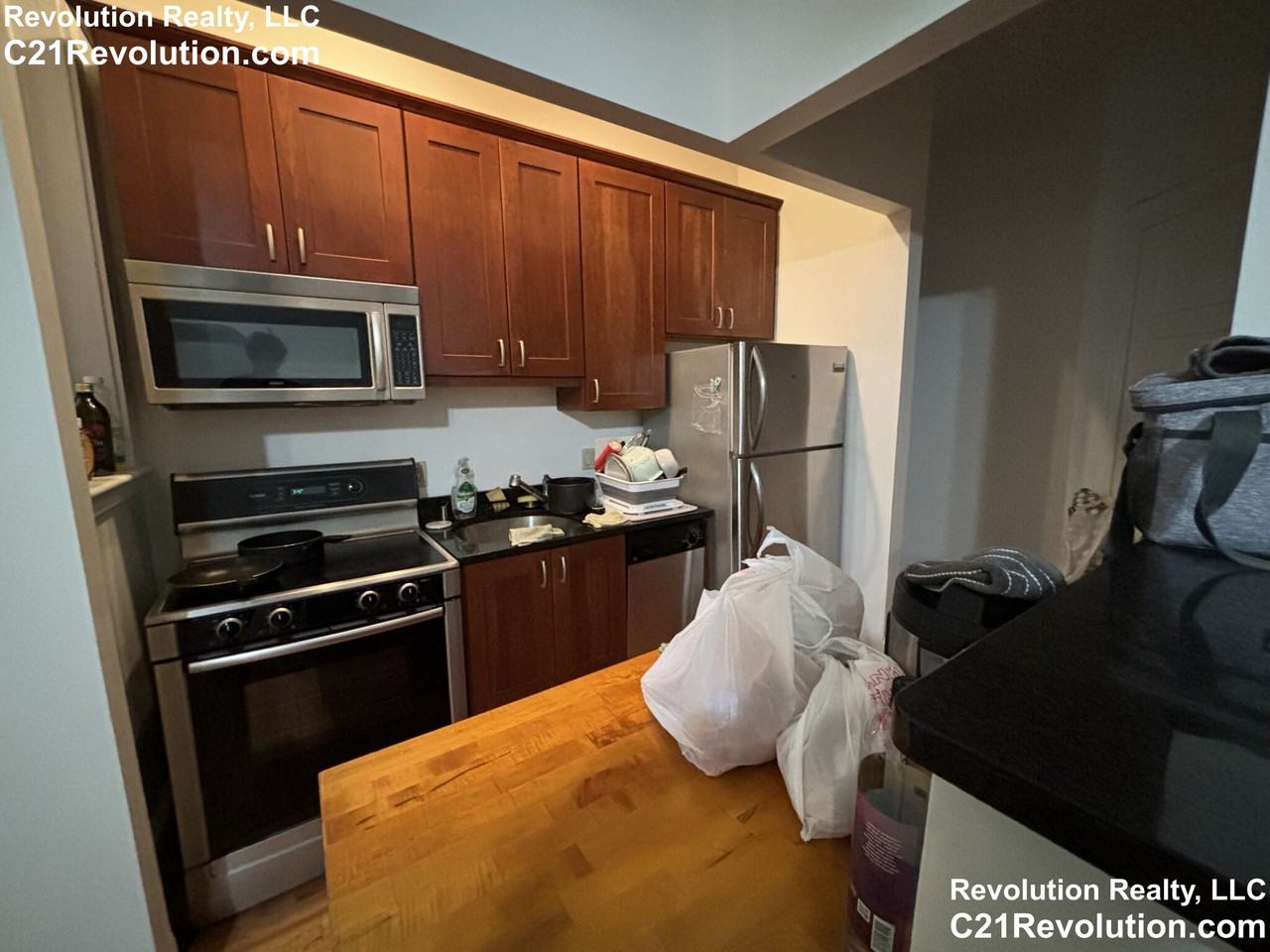 27 Peterborough St #8 - Photo 2 of 7