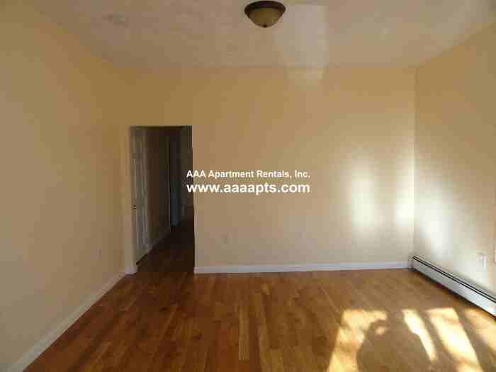 Bradford St #1 - Photo 3 of 15