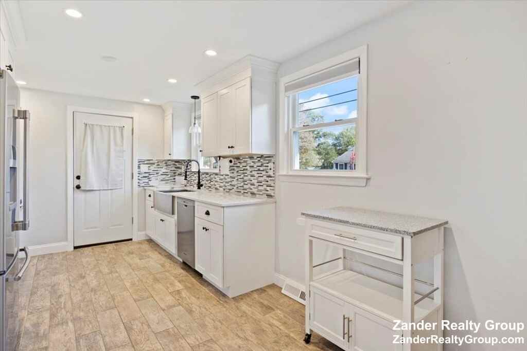 13 Virginia Cir - Photo 2 of 18