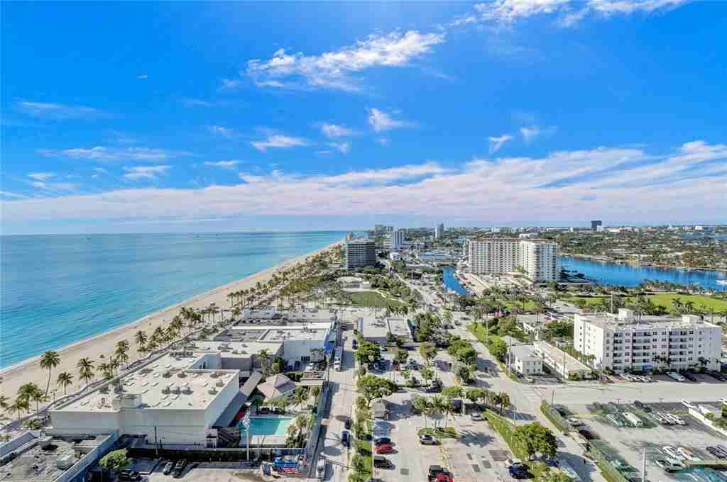 101 North Fort Lauderdale Beach Boulevard #1702 - Photo 2 of 12