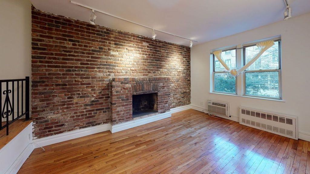 18 Sidney Pl #5 - Photo 6 of 10