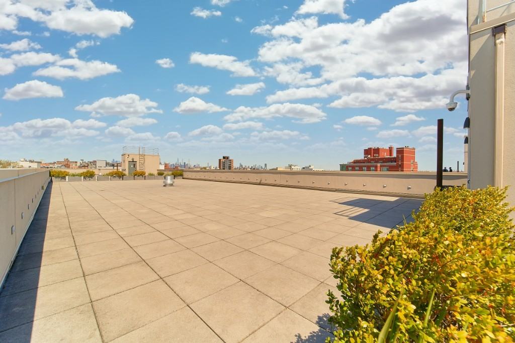 1209 Dekalb Ave #226 - Photo 3 of 18