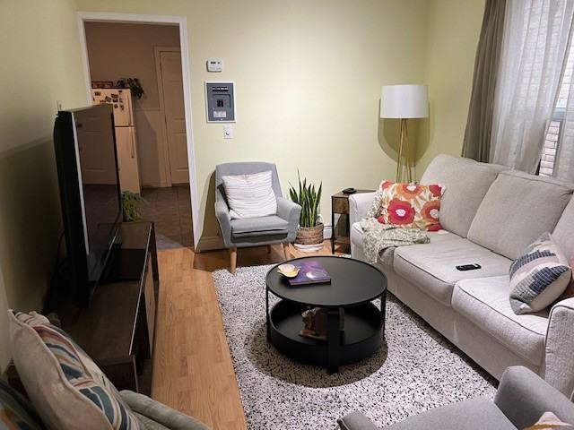 59 Moberly Ave - Photo 6 of 10