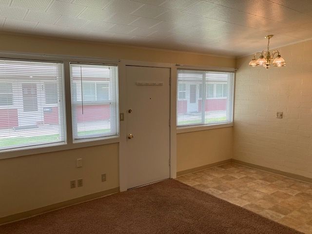837 Avenue C #F - Photo 3 of 8