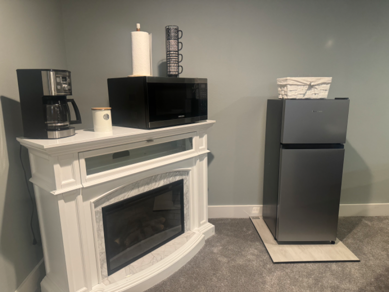 1831 Lone Pine Dr - Photo 4 of 13