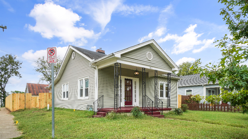 1816 Eastside Ave - Photo 3 of 19