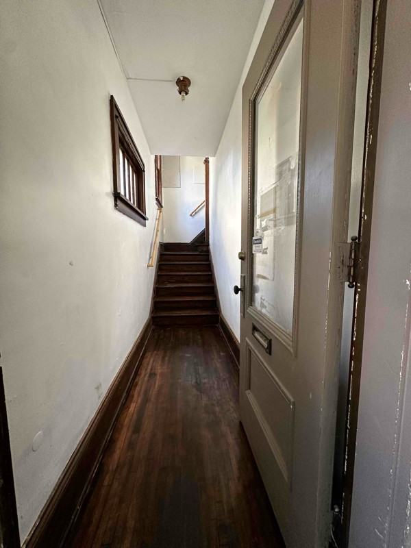 3342 Fremont Ave N #2 - Photo 3 of 17