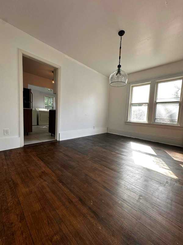 3342 Fremont Ave N #2 - Photo 7 of 17