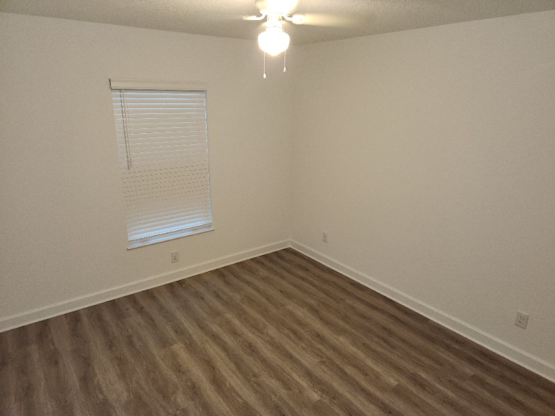 1115 18th St Sw - Photo 6 of 10