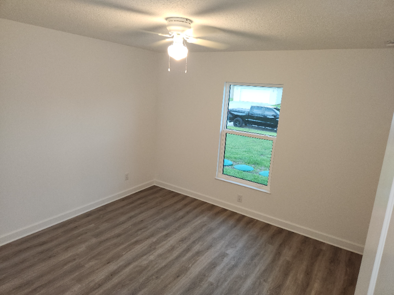 1115 18th St Sw - Photo 7 of 10