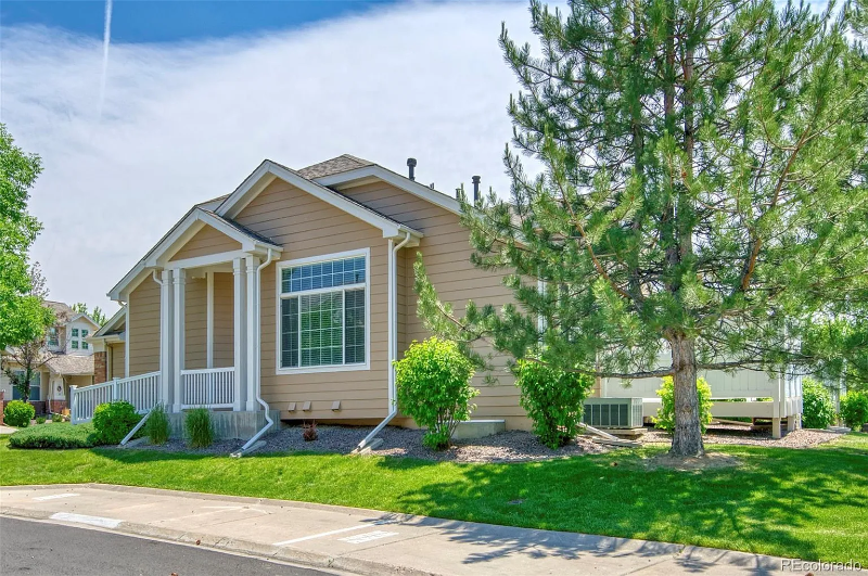 6133 Cole Ln - Photo 2 of 20