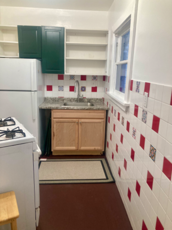 317 Raymond St #3 - Photo 3 of 6