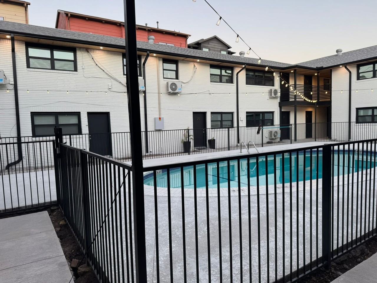 The Block At Montrose - Photo 4 of 50