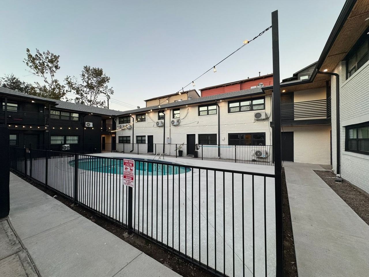 The Block At Montrose - Photo 7 of 50