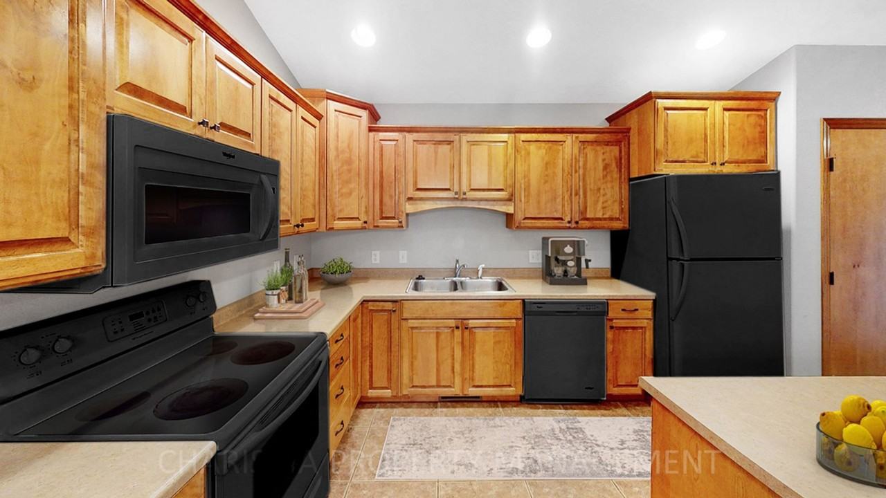 5503 W Rebecca St - Photo 4 of 30