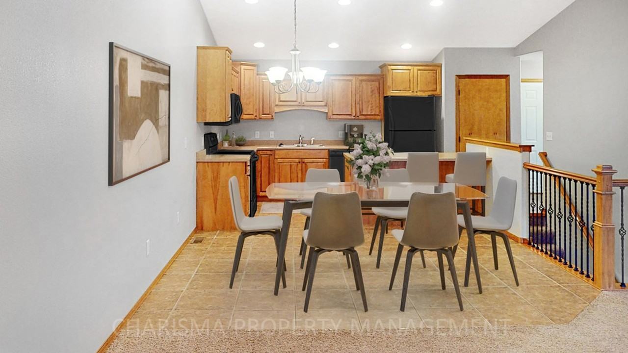 5503 W Rebecca St - Photo 6 of 30