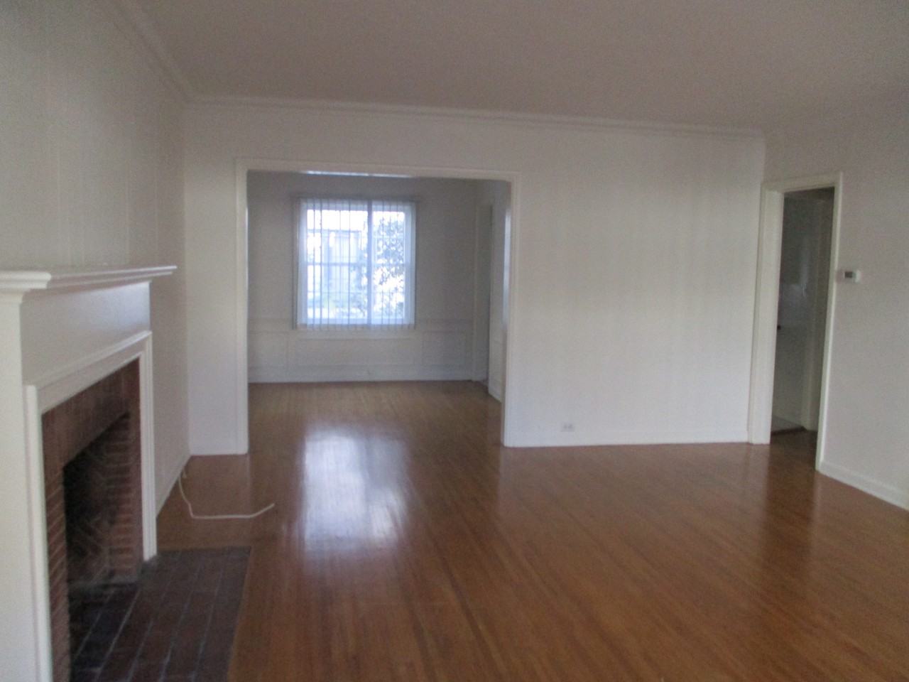 10850 Weyburn Ave #10848 - Photo 2 of 11