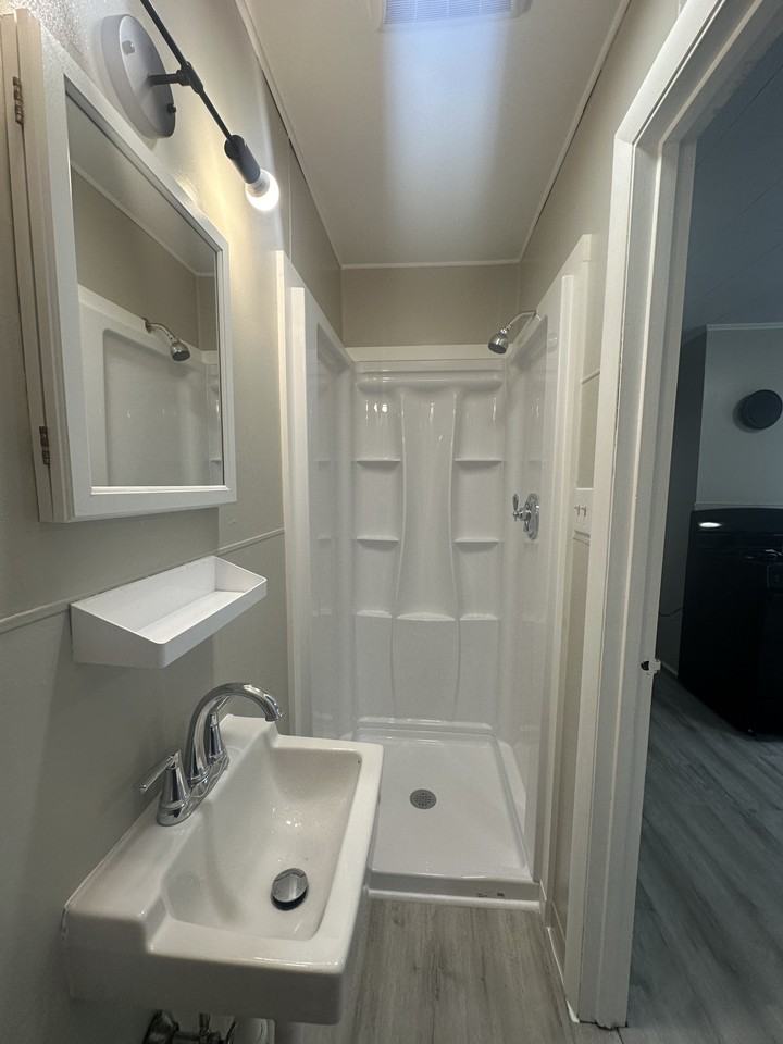 29 Allen St #29 - Photo 2 of 5