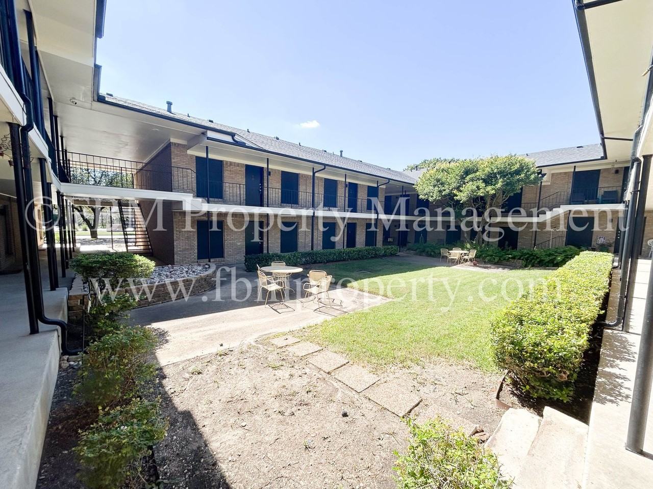 Marvin Place Apartments - Photo 3 of 17