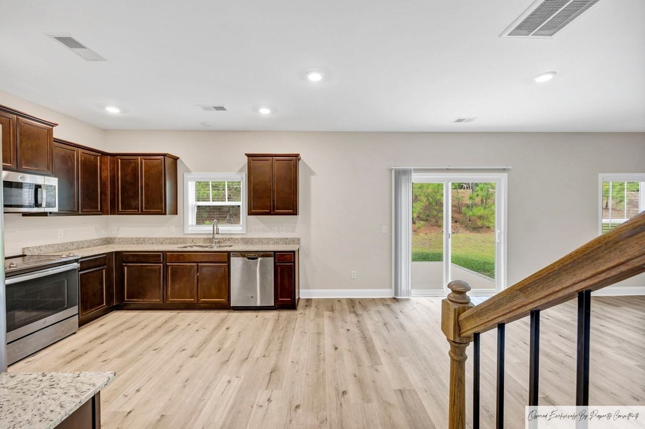 205 Long Iron Ct - Photo 5 of 36