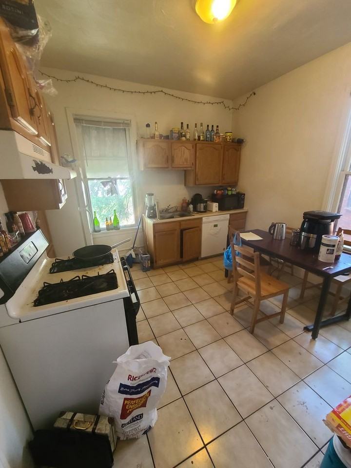 3457 Ward St - Photo 5 of 23