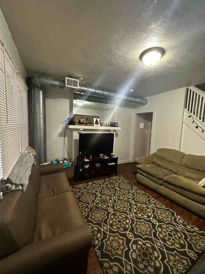 230 Chesterfield Rd - Photo 2 of 20