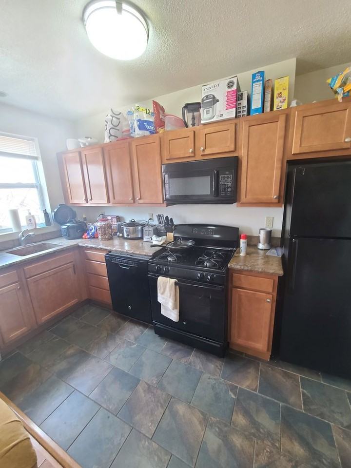 2519 Allequippa St - Photo 3 of 17