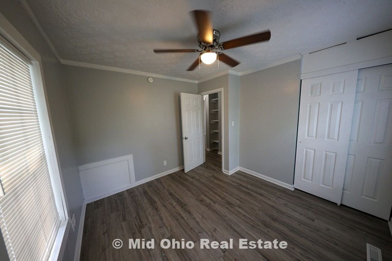 2054 Woodland Ave - Photo 2 of 12