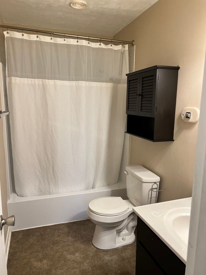 309 Loudon Rd #433 - Photo 6 of 18