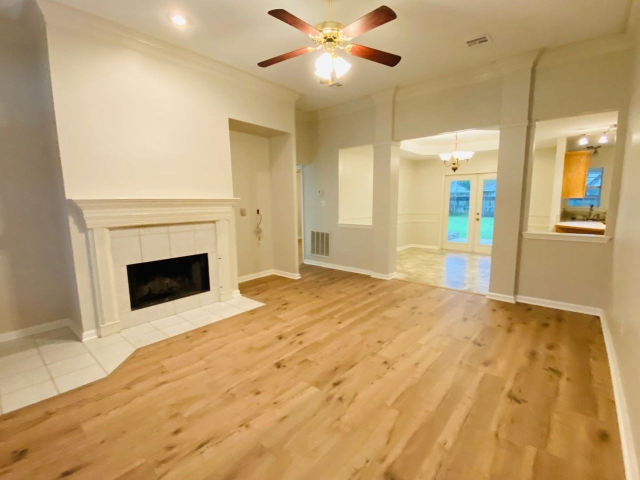 103 Savignon Cir - Photo 3 of 18