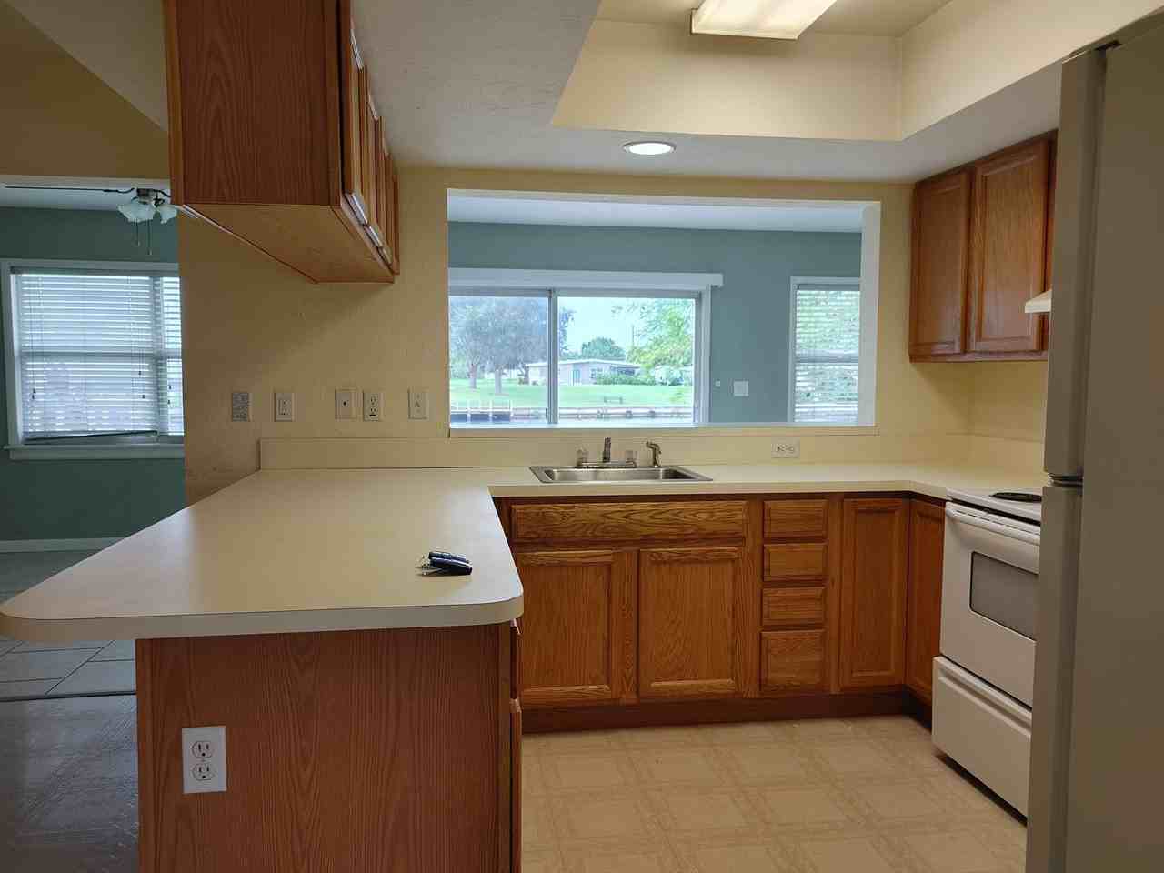 6498 Fabian Rd - Photo 2 of 19