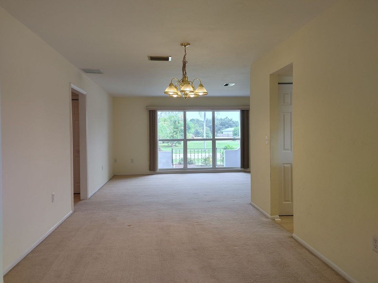 6498 Fabian Rd - Photo 5 of 19