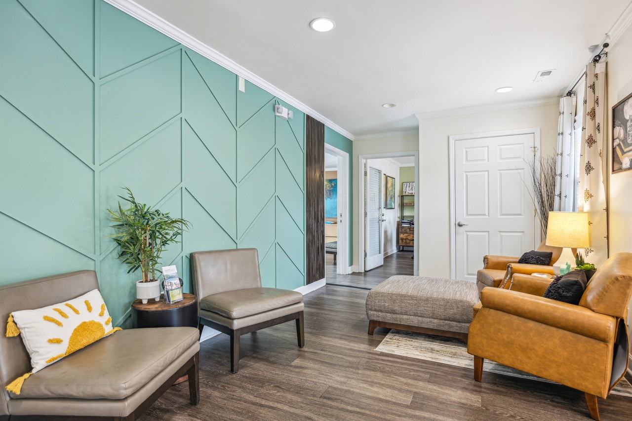 North Oaks Landing - Photo 4 of 37