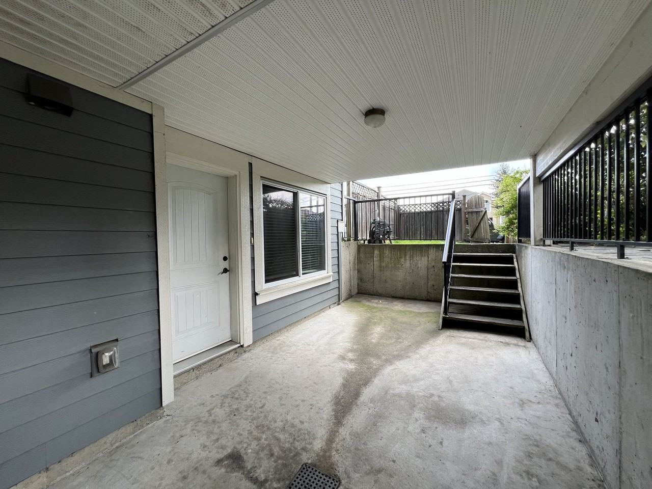 15998 111 Avenue - Photo 7 of 7