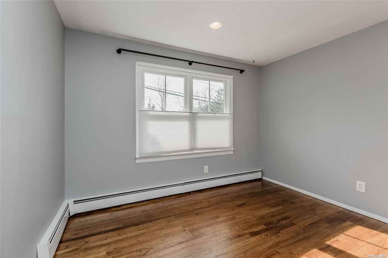 7 Dune Ct - Photo 3 of 15