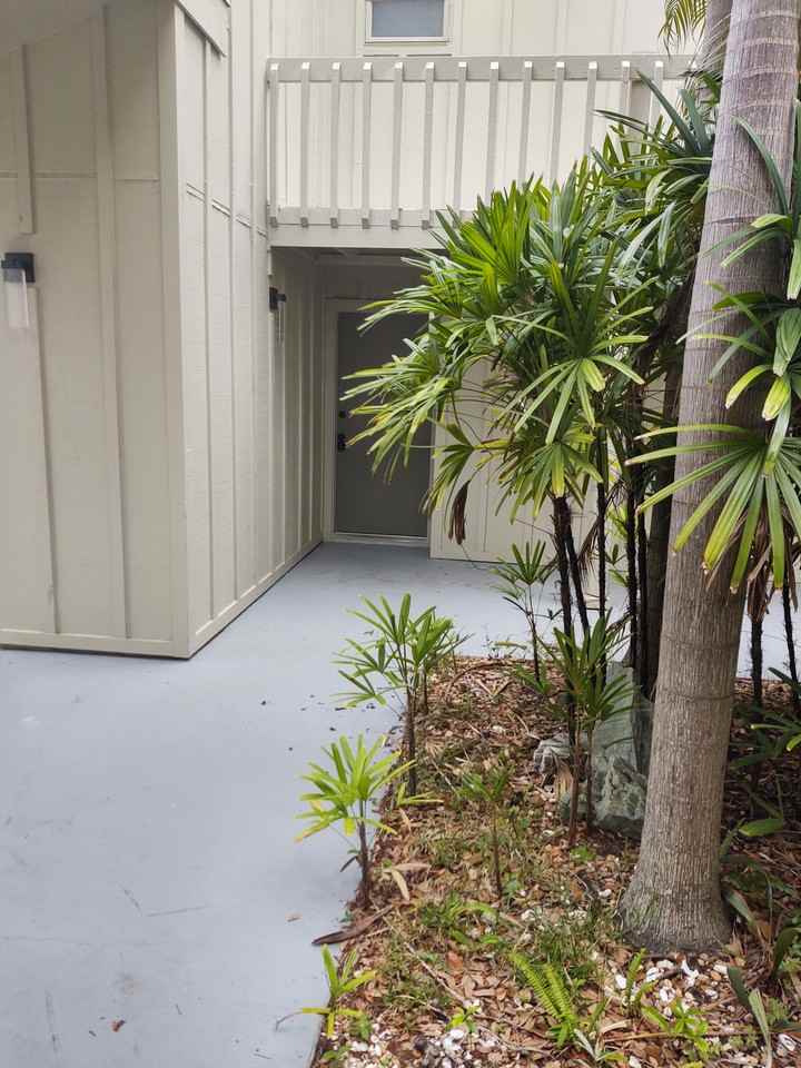 2208 Bahia Vista Street #F-1 - Photo 5 of 26