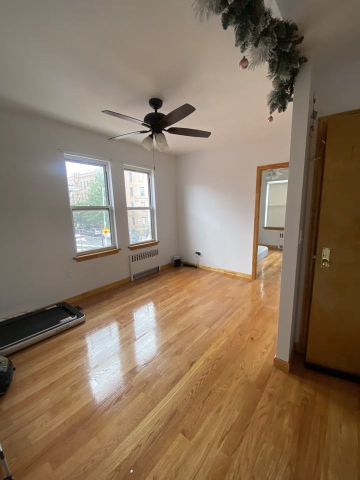 2455 63rd Street 1F - Photo 3 of 14