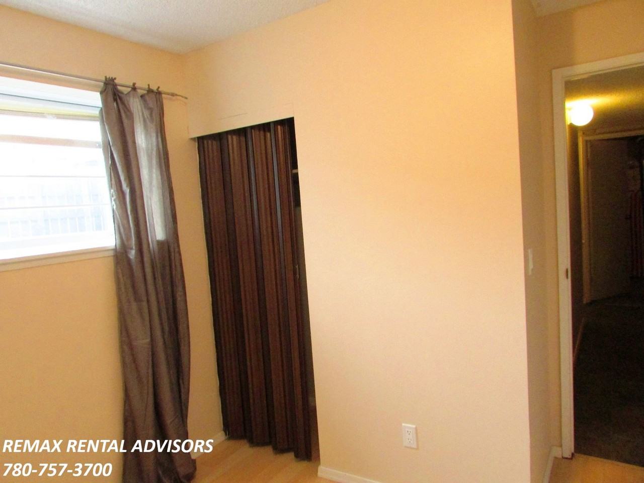 1526 69 Street NW - Photo 7 of 14