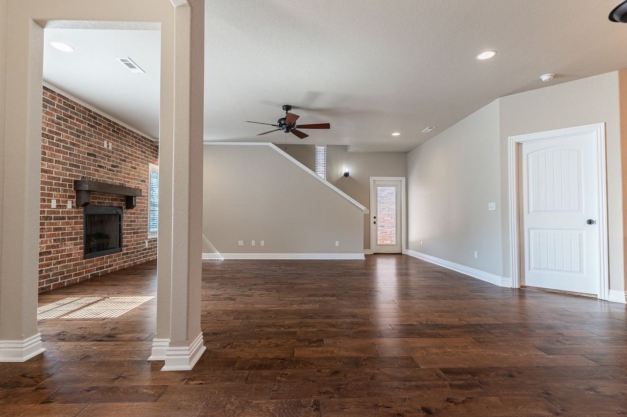543 N Salem Rd - Photo 5 of 34
