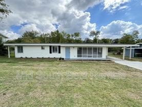 707 Shamrock Dr - Photo 1 of 1