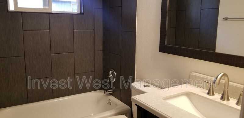 3116 Kauffman Ave #B - Photo 7 of 30