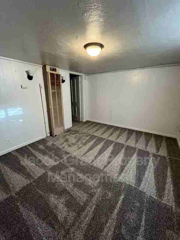 353 H St #3 - Photo 4 of 7