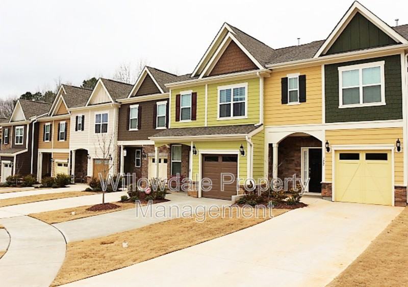 122 Ransomwood Dr - Photo 2 of 27