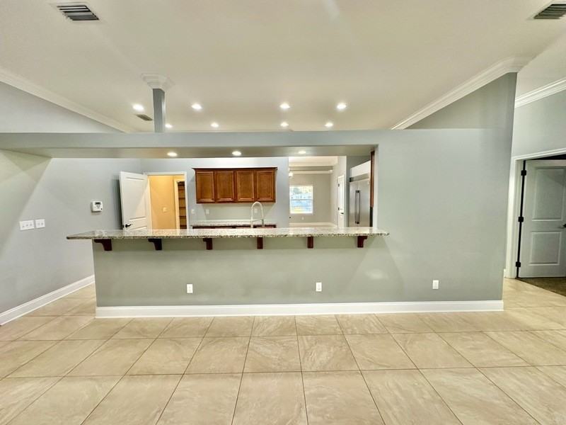 209 Coral Dr Sw - Photo 3 of 18