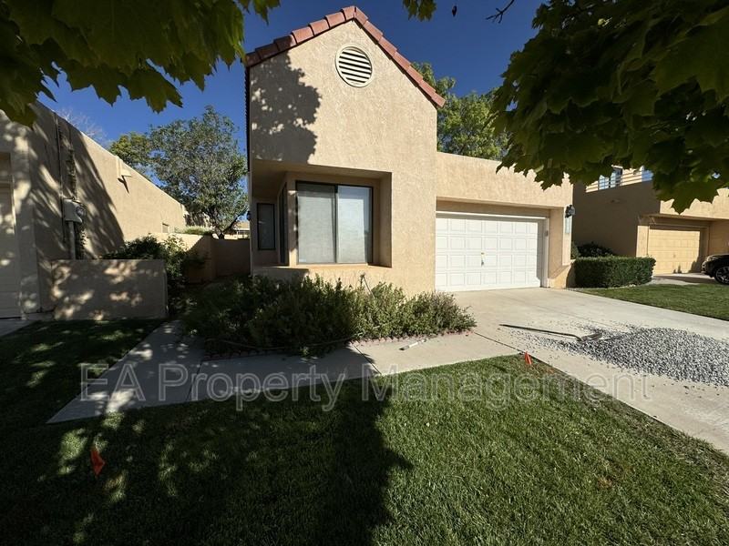 7576 Keystone Dr Ne - Photo 2 of 20