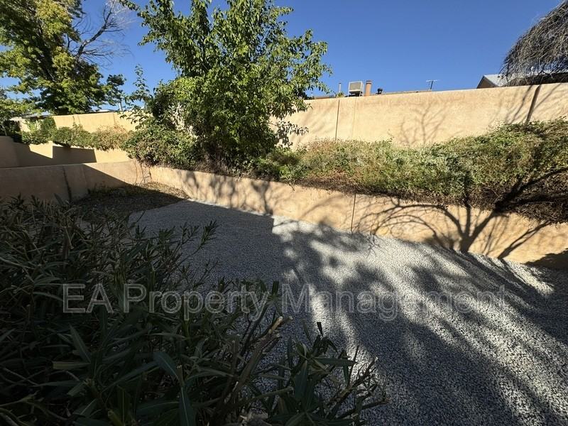 7576 Keystone Dr Ne - Photo 4 of 20