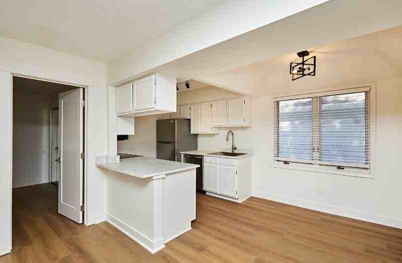 5221 Boulder Dr #5 - Photo 6 of 33