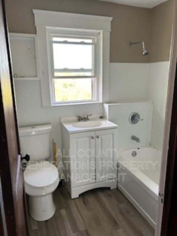 7700 Goodman Ave - Photo 5 of 12